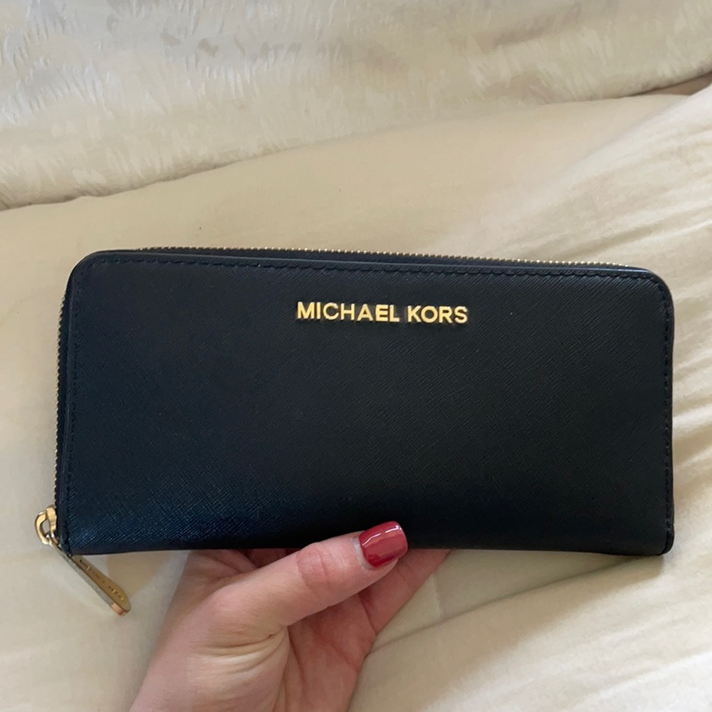 Michael Kors wallet